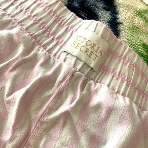 VICTORIA SECRET SLEEP SHORTS